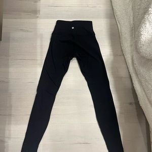 black lululemon leggings